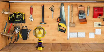Your Log Cabin's Best Friends: The Essential DIY Tool Kit